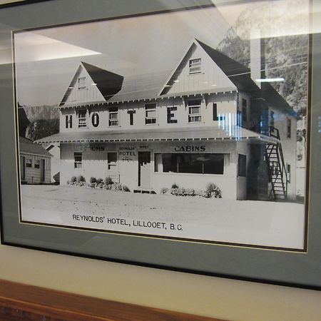 Reynolds Hotel Lillooet Eksteriør bilde